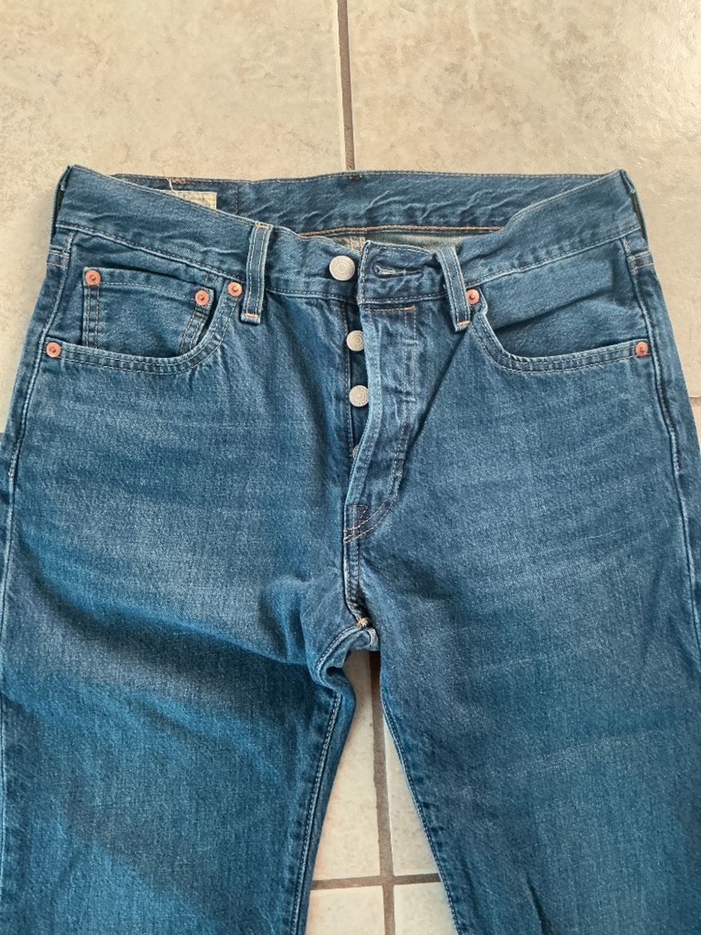 Levi’s premium lightweight 501 jeans 29” x 32” - Picture 4 of 7